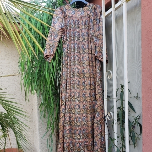 BY Timo Delicate V-Neck Dress – Emerald - Picture 7 of 10